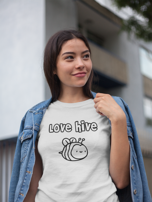 B&W | Love Hive
